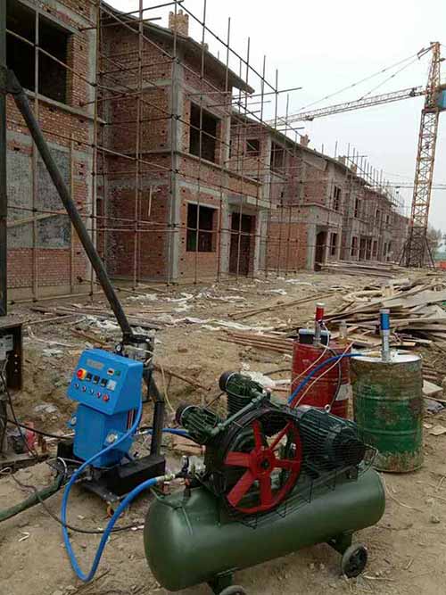 天津聚氨酯高压喷涂设备(图2) 天津新建楼房聚氨酯喷涂保温